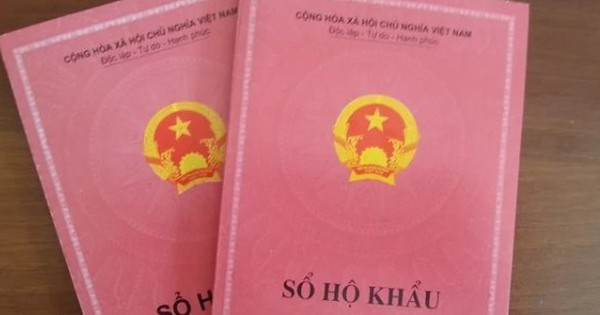 Hà Nội: Trường học không yêu cầu phụ huynh xuất trình sổ hộ khẩu giấy