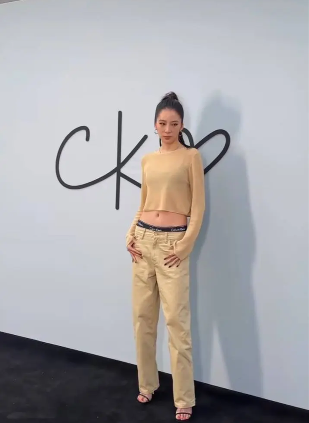 Cam thường “bó tay” trước dàn sao châu Á tại sự kiện Calvin Klein: Jennie khoe body đỉnh, Jungkook da đẹp ngỡ ngàng - Ảnh 6.