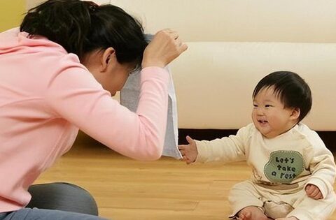 Cha mẹ làm 9 điều này trước 3 tuổi, con sẽ thông minh hơn