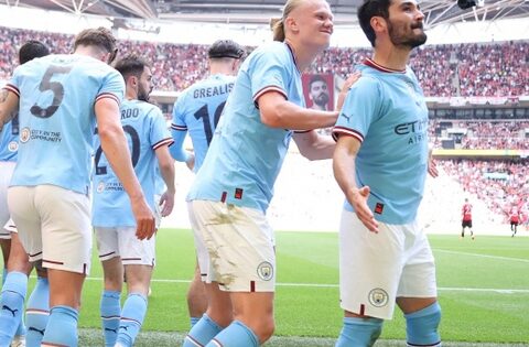 Gundogan lập cú đúp siêu phẩm, Man City đả bại MU để đăng quang ở FA Cup