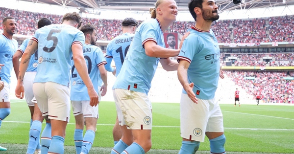 Gundogan lập cú đúp siêu phẩm, Man City đả bại MU để đăng quang ở FA Cup