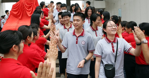 Thí sinh thi đại học ở Trung Quốc tăng cao kỷ lục