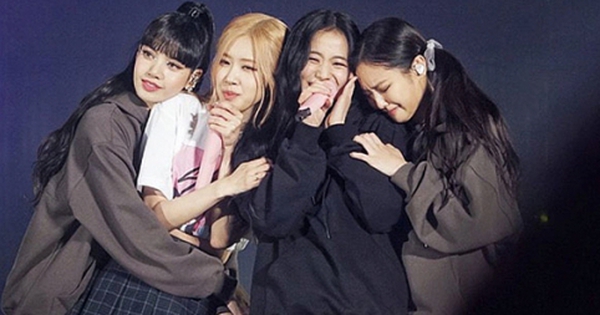 Concert BLACKPINK tại Việt Nam so với nước bạn