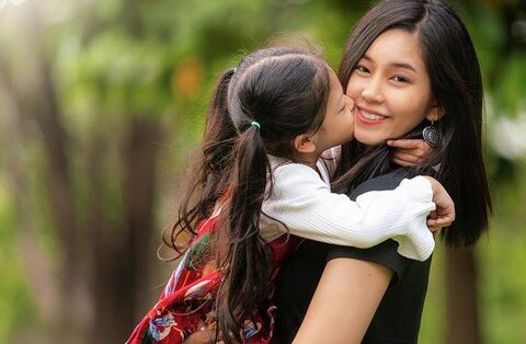 Cha mẹ càng “lười” 5 việc này, con cái càng có triển vọng