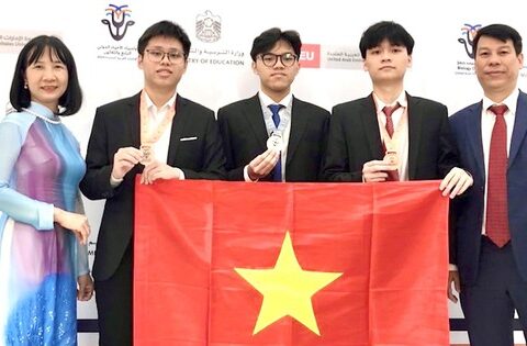 3 thí sinh Việt giành huy chương Olympic Sinh học quốc tế 2023