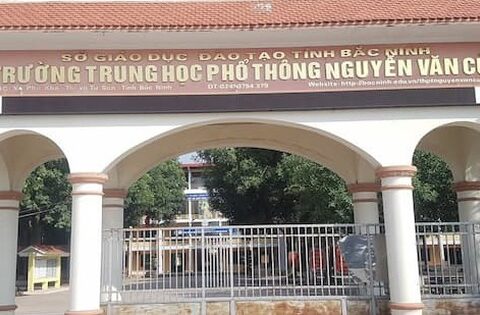 Một ngôi trường THPT ở Bắc Ninh có đến 2 Thủ khoa và 1 Á khoa, năm …