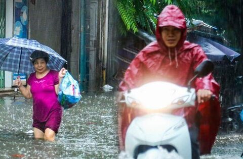 Hà Nội: Hàng loạt tuyến phố ngập nặng sau cơn mưa lớn, người dân