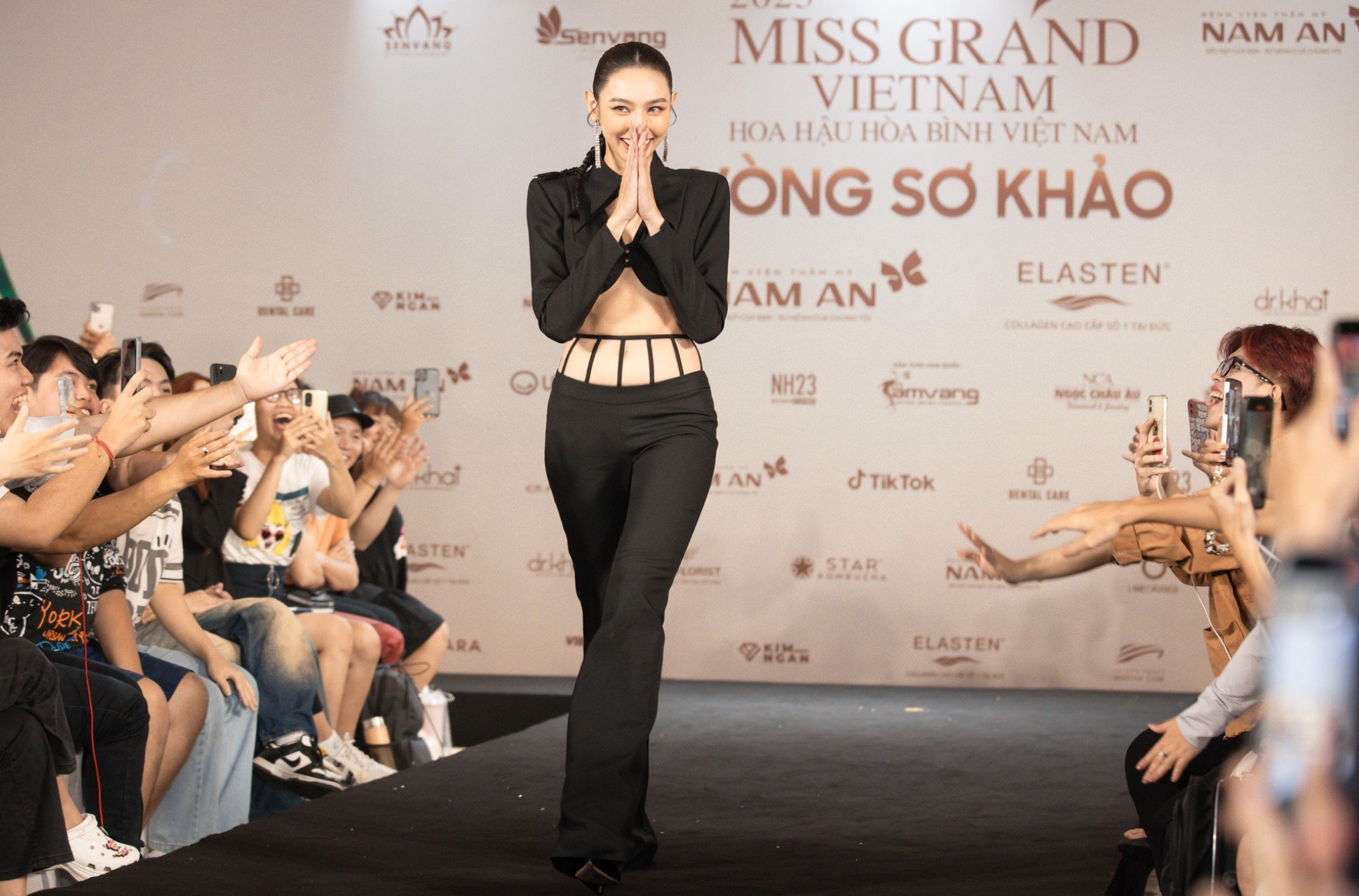 Sơ khảo Miss Grand Vietnam 2023: Hoa hậu Thuỳ Tiên và dàn mỹ nhân đổ bộ, chính thức công bố top 36 - Ảnh 3.