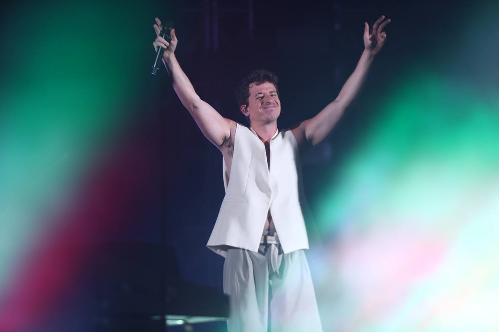 Charlie Puth và dàn sao Việt khuấy đảo 8Wonder, hàng nghìn khán giả cháy hết mình với đại nhạc hội đẳng cấp! - Ảnh 4.