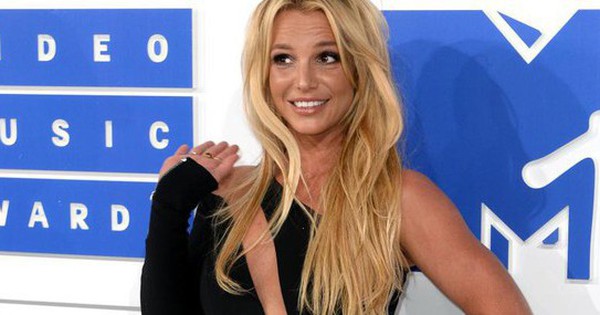 Britney Spears lần đầu lên tiếng sau khi chia tay chồng: “Tôi hơi sốc”