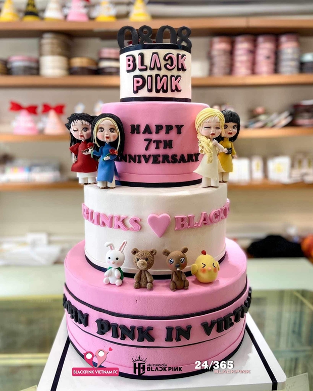 Cuối cùng fan Việt cũng gửi được bánh kem kỷ niệm 7 năm debut đến BLACKPINK, đích thân Rosé đăng ảnh - Ảnh 2.