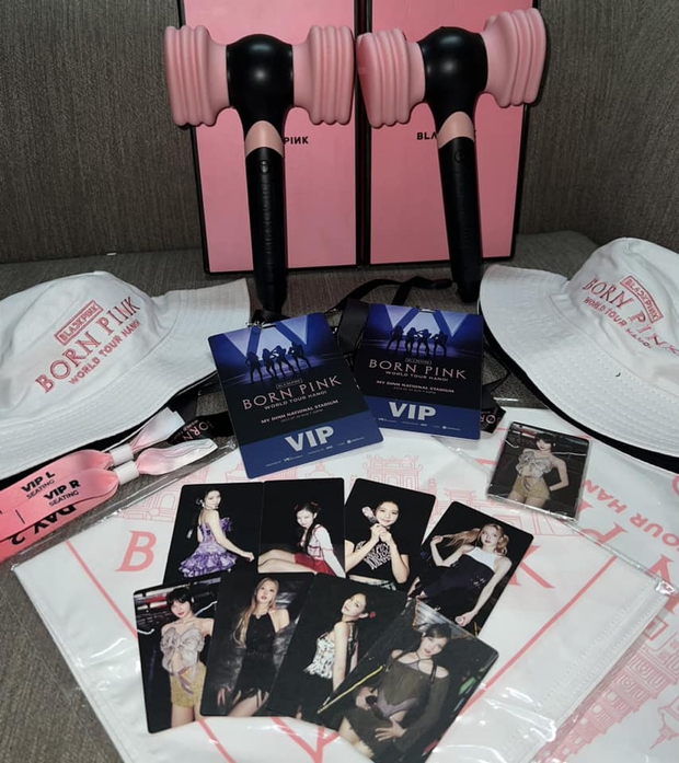 Hậu concert BLACKPINK: Pháo giấy được thu mua 10.000 đồng/túi, set quà VIP rao giá 1 - 3 triệu đồng, BLINK chi tiền không tiếc tay - Ảnh 5.