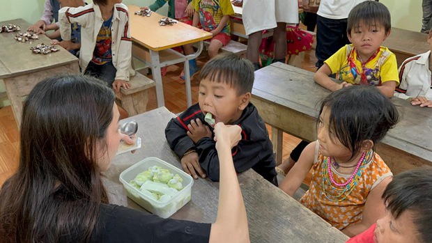 Hoa hậu Thuỳ Tiên: Quang Linh Vlogs là người anh mà tôi rất quý vì chúng tôi có cùng lý tưởng - Ảnh 5.