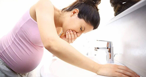 Những khó chịu mẹ bầu thường gặp trong thai kỳ