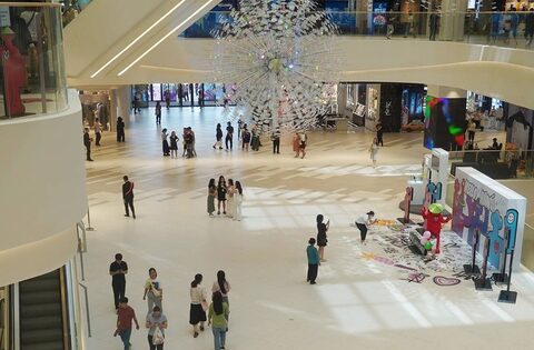 Dạo một vòng trong Lotte Mall nhân ngày khai trương: Hàng …