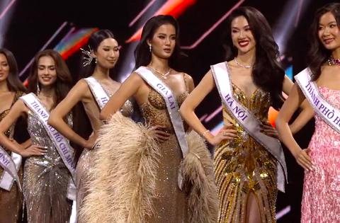 Màn công bố top 5 lạ đời ở Miss Universe Vietnam: MC kém duyên, …