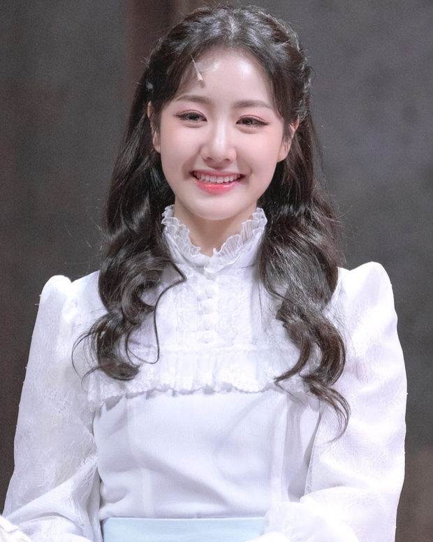 Cuộc sống hiện tại của sao nhí xấc xược nhất Gia Đình Là Số 1: Đỗ Đại học danh giá, lột xác thành mỹ nhân - Ảnh 8. Cuộc sống hiện tại của sao nhí xấc xược nhất Gia Đình Là Số 1: Đỗ Đại học danh giá, lột xác thành mỹ nhân - Ảnh 8.