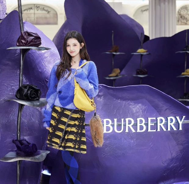 Jeon Ji Hyun - Son Heung Min tái hiện khung hình quyền lực ở show Burberry, đại sứ Danielle tiếp tục mất hút? - Ảnh 9.