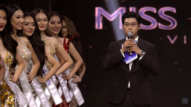 Rổ sạn Chung kết Miss Universe Vietnam 2023: BGK bất đồng ngay trên sóng, Hoa hậu đăng quang lệch cả vương miện, tranh cãi nhất chính là nam MC - Ảnh 4.