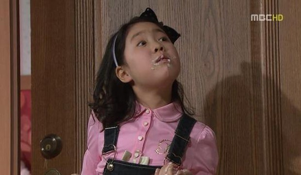 Cuộc sống hiện tại của sao nhí xấc xược nhất Gia Đình Là Số 1: Đỗ Đại học danh giá, lột xác thành mỹ nhân - Ảnh 2. Cuộc sống hiện tại của sao nhí xấc xược nhất Gia Đình Là Số 1: Đỗ Đại học danh giá, lột xác thành mỹ nhân - Ảnh 2.