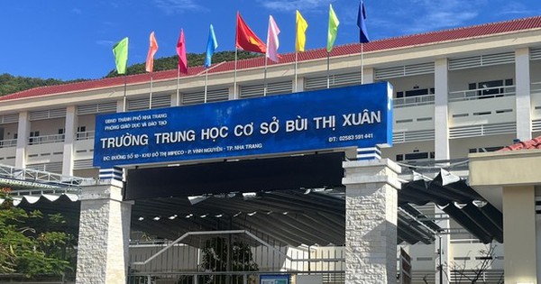 Trường báo cáo gì vụ nữ sinh rơi tầng 8 chung cư ở Nha Trang tử vong?