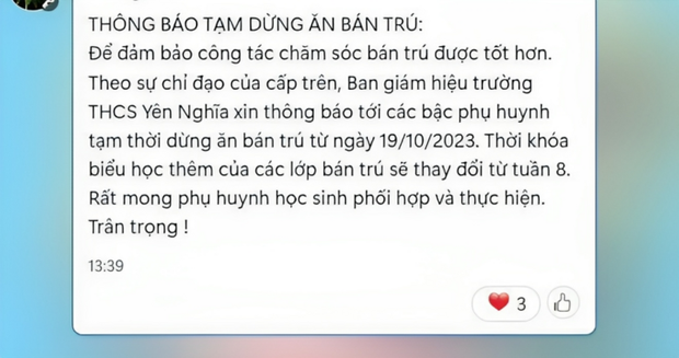 Gây tranh cãi suất cơm nghèo nàn, trường THCS ở Hà Nội tạm dừng bếp ăn - Ảnh 1.