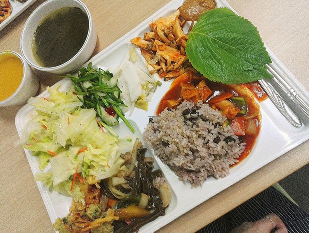 Soi cơm canteen trường ĐH số 1 Hàn Quốc: Cực ngon và đầy đặn, có suất chỉ 19 nghìn đồng! - Ảnh 8.