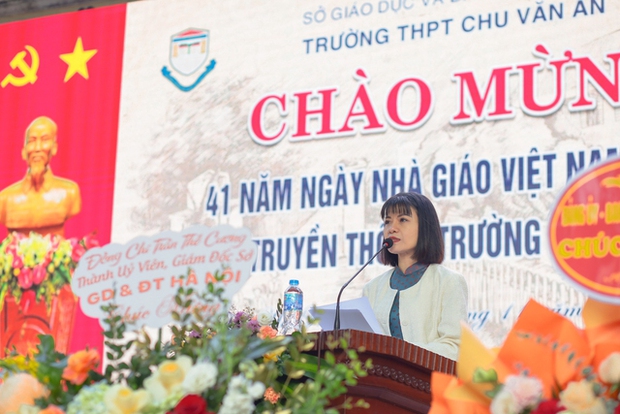 Không khí ngày Nhà giáo Việt Nam 20/11 trên toàn quốc: Nhiều chương trình được đầu tư công phu, siêu rộn ràng - Ảnh 11.