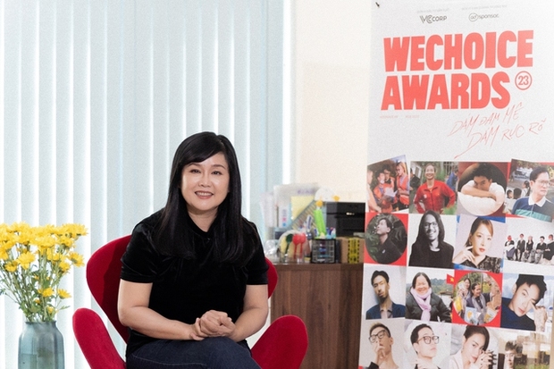 Nhà báo Thu Uyên - HĐTĐ WeChoice Awards 2023: “Cảm hứng giống như mồi lửa, phải có nhiên liệu thì mới bắt được” - Ảnh 2.