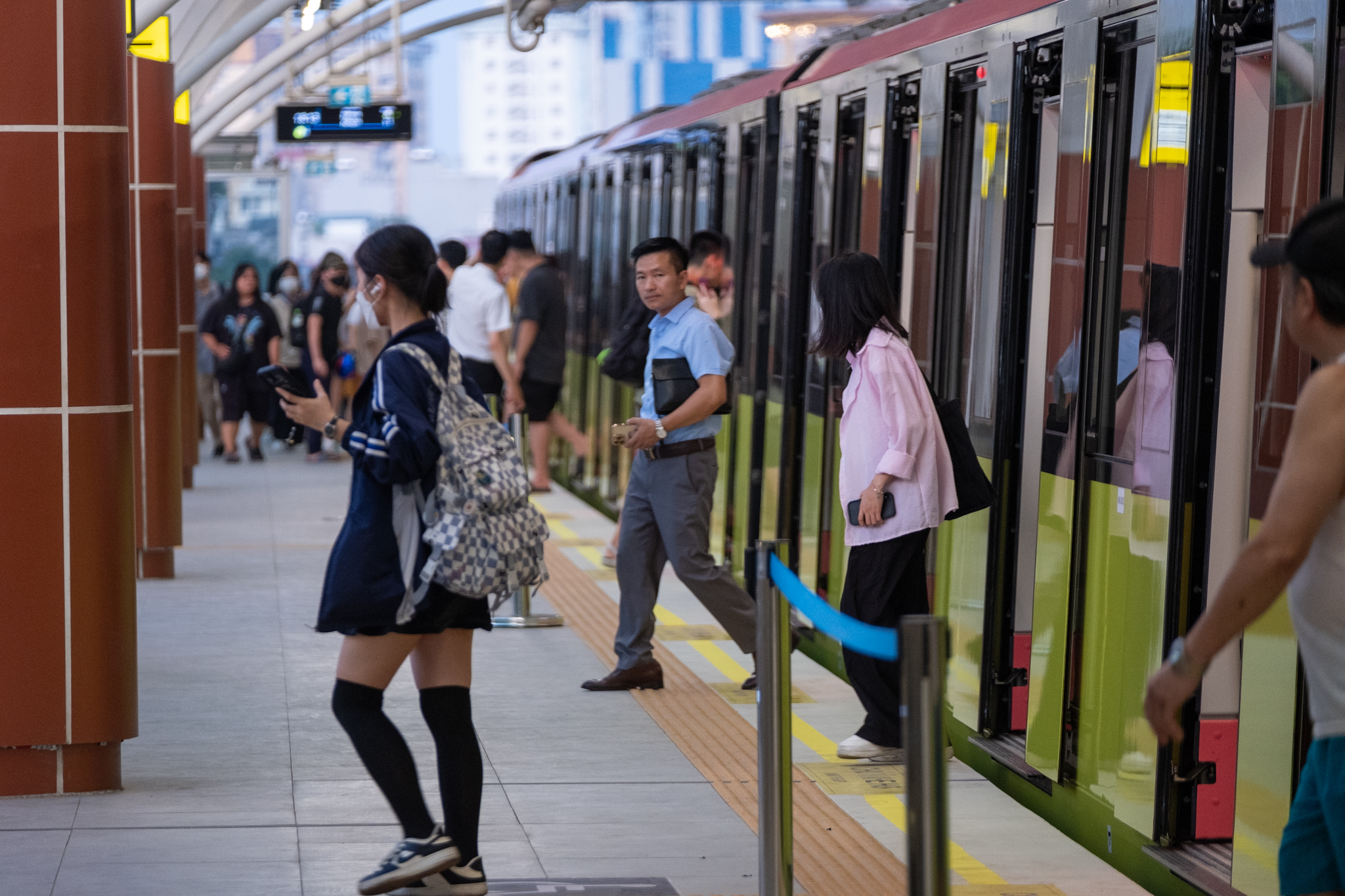 Tất tật trải nghiệm khi đi tàu metro Nhổn: Lưu ý cực quan trọng để có trải nghiệm thật 