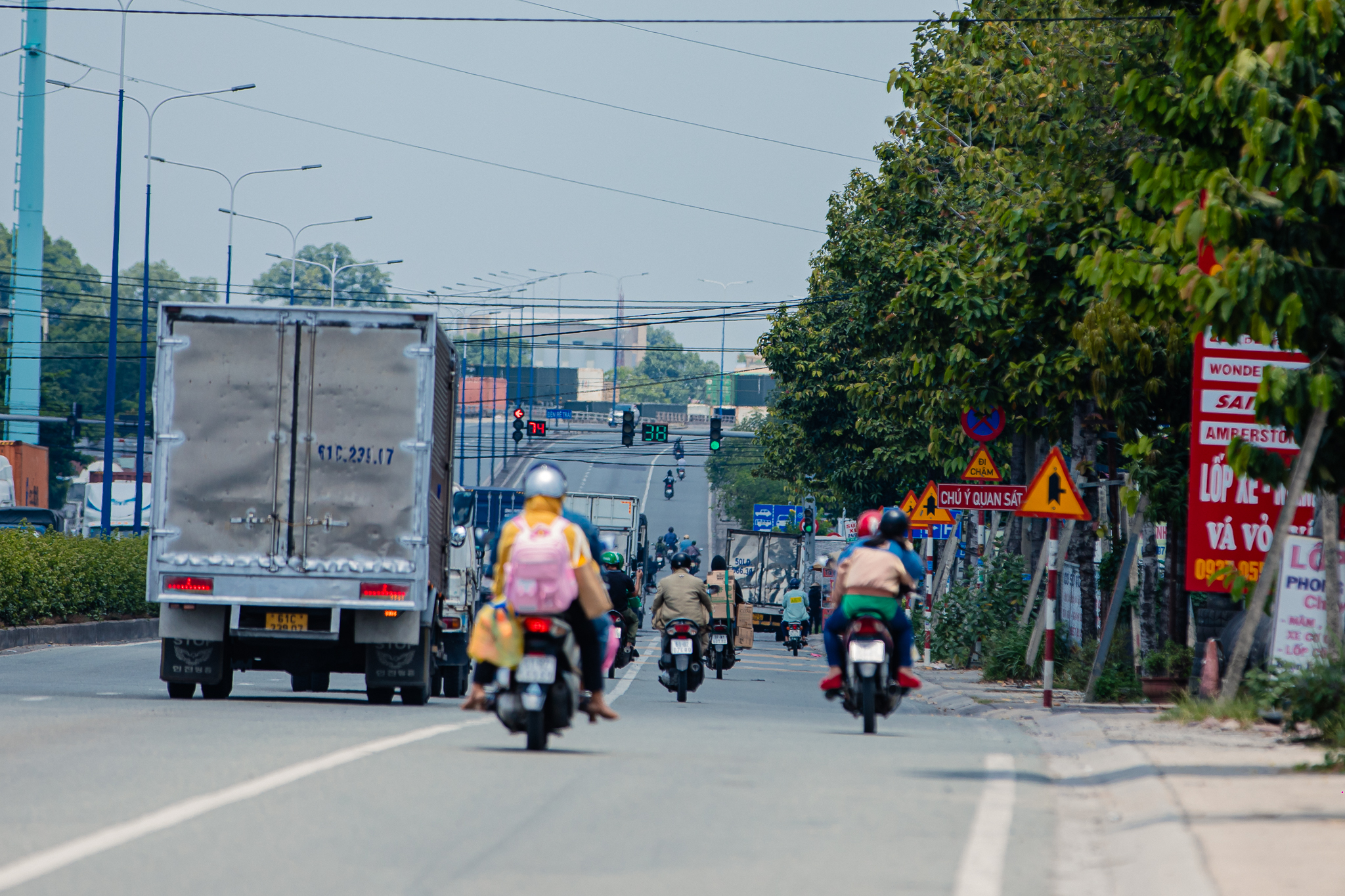 Nín thở khi đi trên 