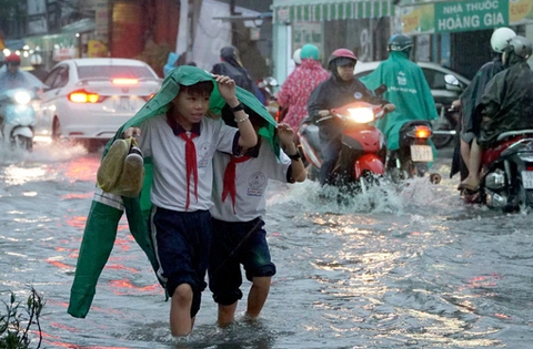 CẬP NHẬT: 4 địa phương cho học sinh nghỉ học để tránh siêu bão Yagi, riêng Hà Nội phát văn bản hỏa tốc