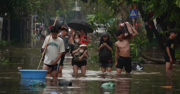 Cảnh báo hơn 75 tuyến phố ở Hà Nội có thể ngập trong những giờ tới