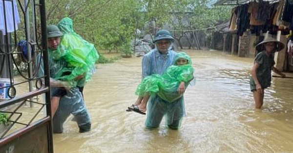 Chủ tịch Hà Nội yêu cầu cứu chữa miễn phí người bị thương do bão số 3 và mưa lũ