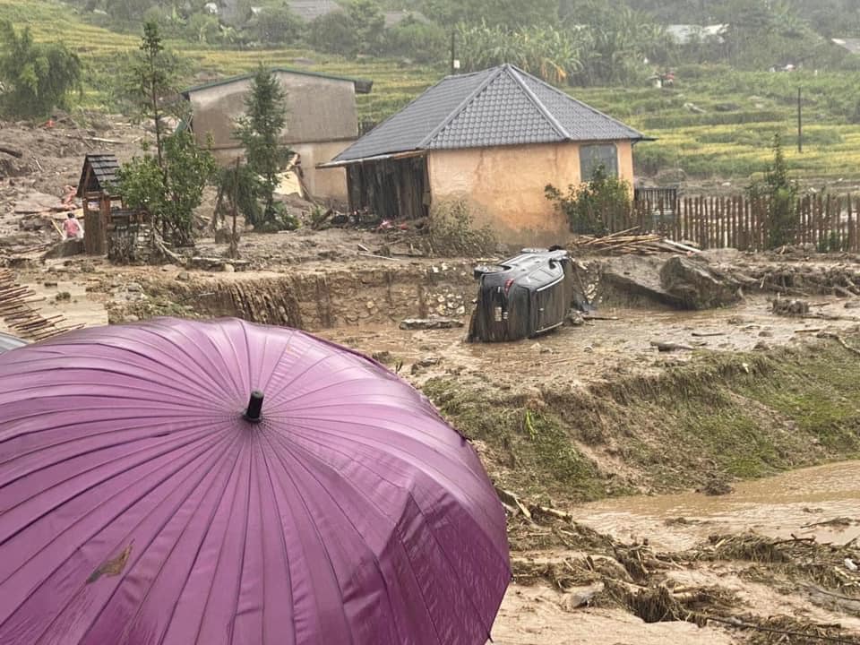 Tâm sự xé lòng của người mẹ Lào Cai nhìn con gái 4 tháng tuổi bị vùi lấp ngay trước mắt: Mẹ xin lỗi…- Ảnh 2.