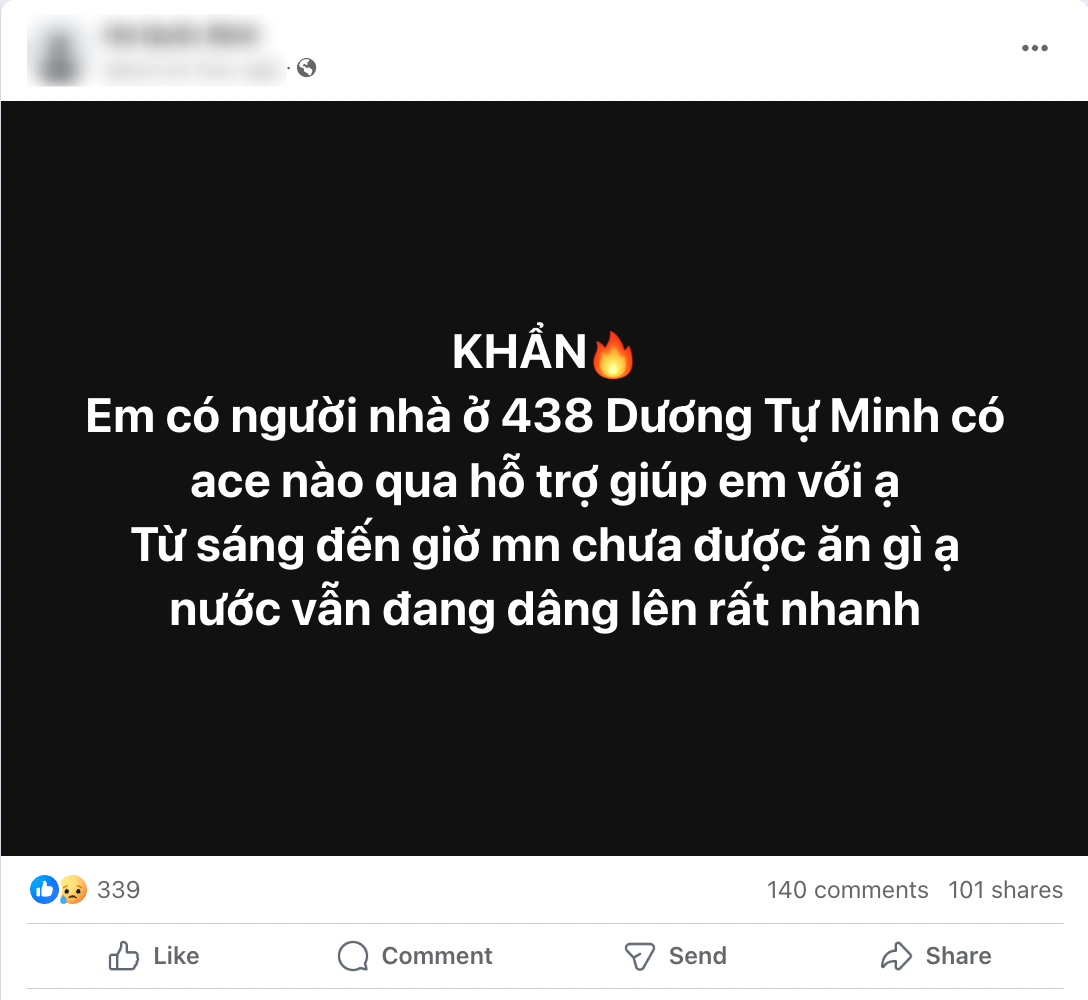 Lũ dâng cao kỷ lục không kịp trở tay, nhiều người dân Thái Nguyên cầu cứu, tìm xuồng phao cứu sinh- Ảnh 1.