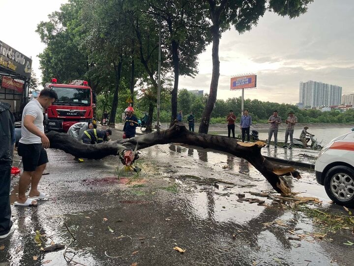 Trực tiếp ảnh hưởng của bão số 3 Yagi: Nhiều chuyến bay bị delay; Sân bay Nội bài chuẩn bị đóng cửa 11 tiếng- Ảnh 9.