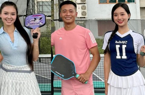 Profile “đỉnh nóc kịch trần” của 2 mỹ nhân bắt cặp với Quang Linh Vlogs trên sân pickleball