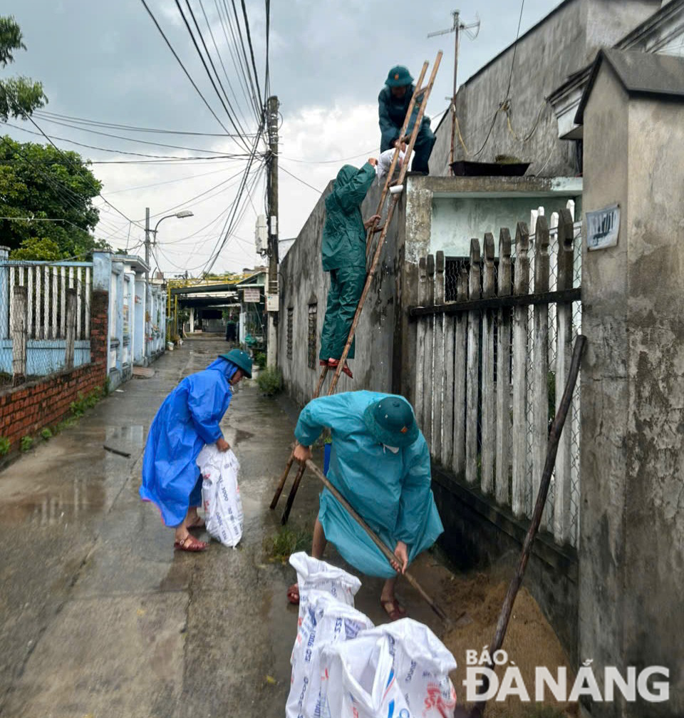 Toàn cảnh thiệt hại khi bão số 6 Trà Mi càn quét đất liền, đã có thương vong- Ảnh 59.