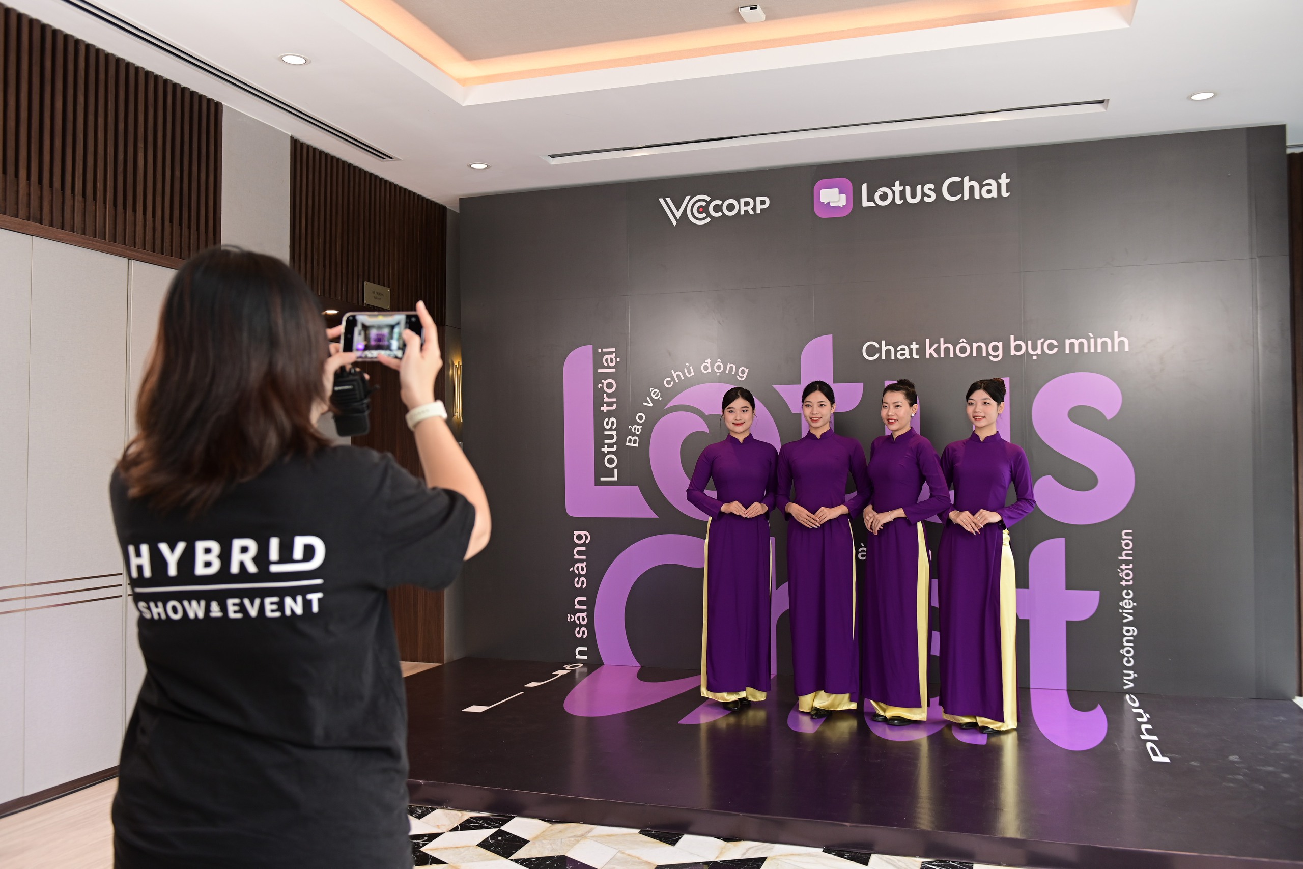 Trực tiếp sự kiện ra mắt Lotus Chat: Sau TVC 