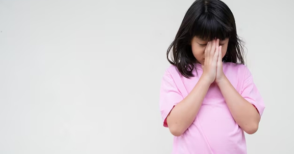 Dậy thì sớm ở trẻ có ngăn được không?