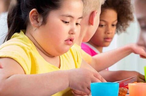 Có phải trẻ béo phì dễ dậy thì sớm?