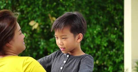 Phát hiện con có “mầm mống” bạo lực, bà mẹ ở TP.HCM có cách xử lý hiệu quả, giúp con thay đổi 180 độ