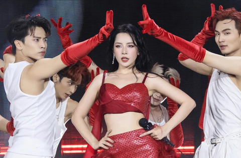 Màn trình diễn chứng minh vì sao Chi Pu là 1 ngôi sao giải trí hàng đầu Việt Nam!