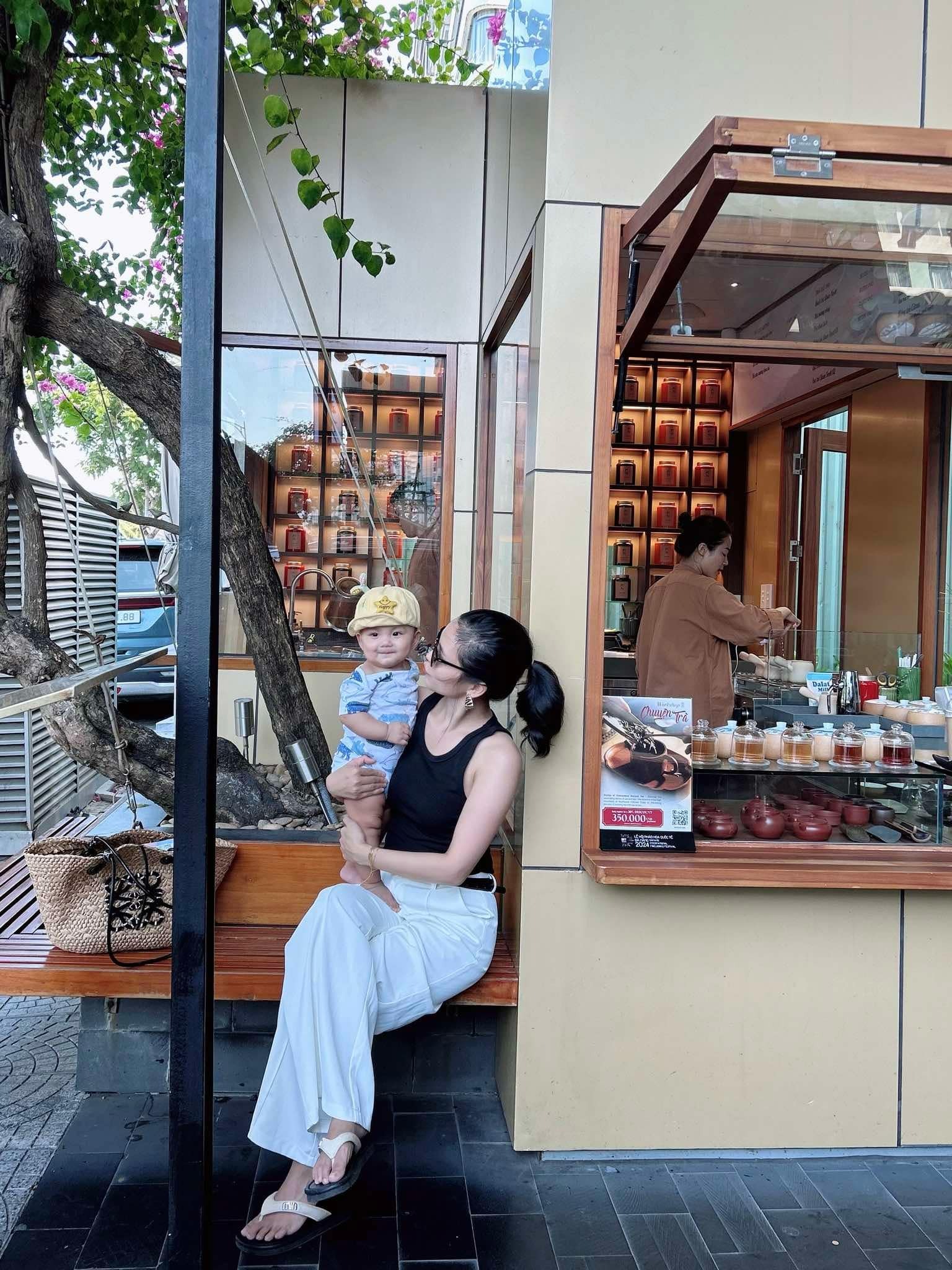 Mẹ bỉm từng không có tư duy bếp núc, nấu ăn âm điểm nhưng em bé 10 tháng đã khiến mẹ thay đổi thế này!- Ảnh 2.