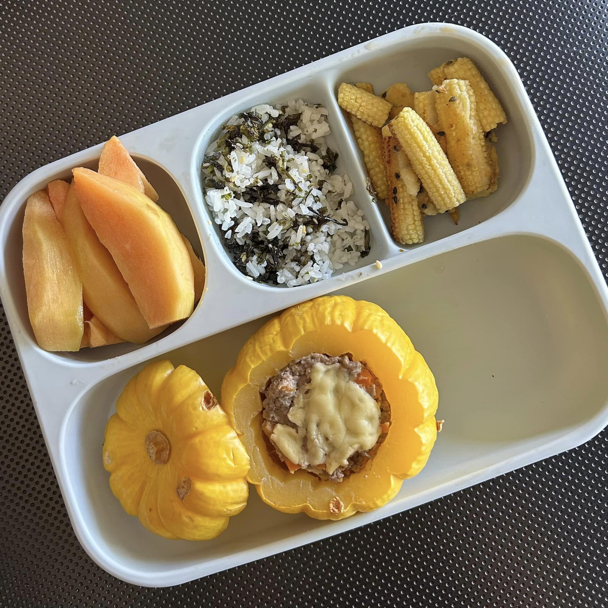 Mẹ bỉm từng không có tư duy bếp núc, nấu ăn âm điểm nhưng em bé 10 tháng đã khiến mẹ thay đổi thế này!- Ảnh 18.