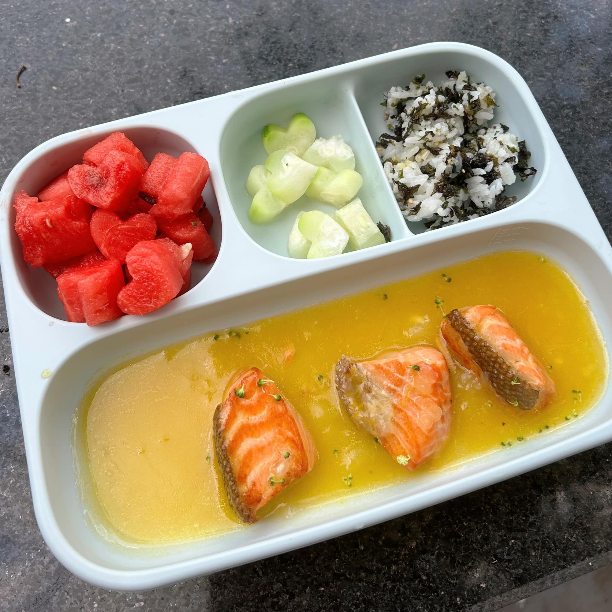 Mẹ bỉm từng không có tư duy bếp núc, nấu ăn âm điểm nhưng em bé 10 tháng đã khiến mẹ thay đổi thế này!- Ảnh 3.