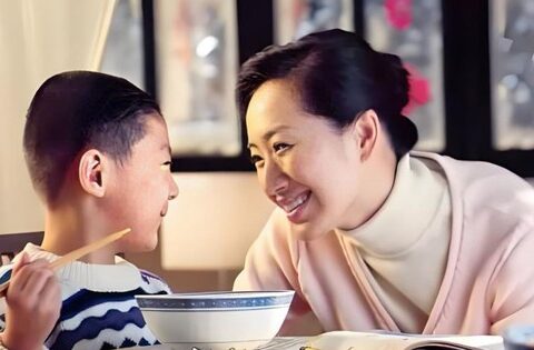 Sự khôn ngoan lớn nhất của cha mẹ là nói 4 câu này với con cái: Nói càng nhiều, tương lai con càng hứa hẹn!