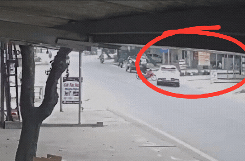 Vụ ô tô lao vào nhà dân đâm bé 17 tháng tử vong: Công an triệu tập cả người đi xe máy