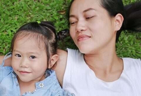 Giáo sư nổi tiếng nói: Nuôi dạy con mà nói 3 câu này là vô dụng nhất, chẳng được gì còn gây hại về sau